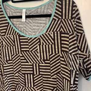 LuLaRoe Perfect tee 2XL